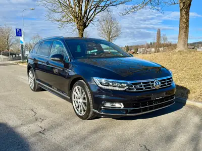 VW Passat Variant 2.0 TSI 280 ch — Break intégral 4Motion, entretien premium — vista esterna