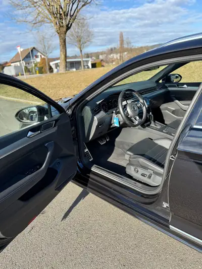 VW Passat Variant 2.0 TSI 280 ch — Break intégral 4Motion, entretien premium — Miniatura 11