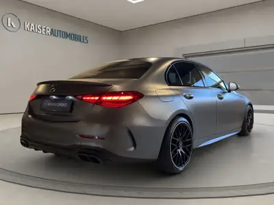 Mercedes-Benz C 300 4Matic AMG Line — Berline sportive, faible kilométrage, origine suisse — interni