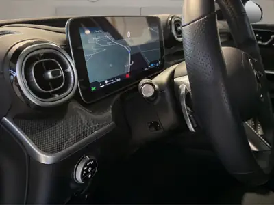 Mercedes-Benz C 300 4Matic AMG Line — Berline sportive, faible kilométrage, origine suisse — Miniatura 12