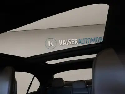 Mercedes-Benz C 300 4Matic AMG Line — Berline sportive, faible kilométrage, origine suisse — Miniatura 18