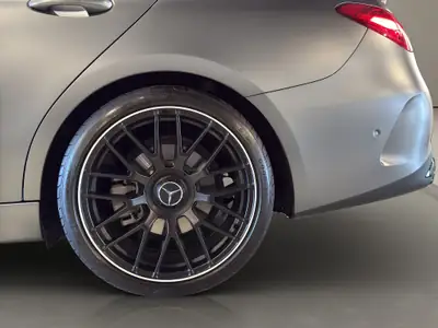 Mercedes-Benz C 300 4Matic AMG Line — Berline sportive, faible kilométrage, origine suisse — Miniatura 21