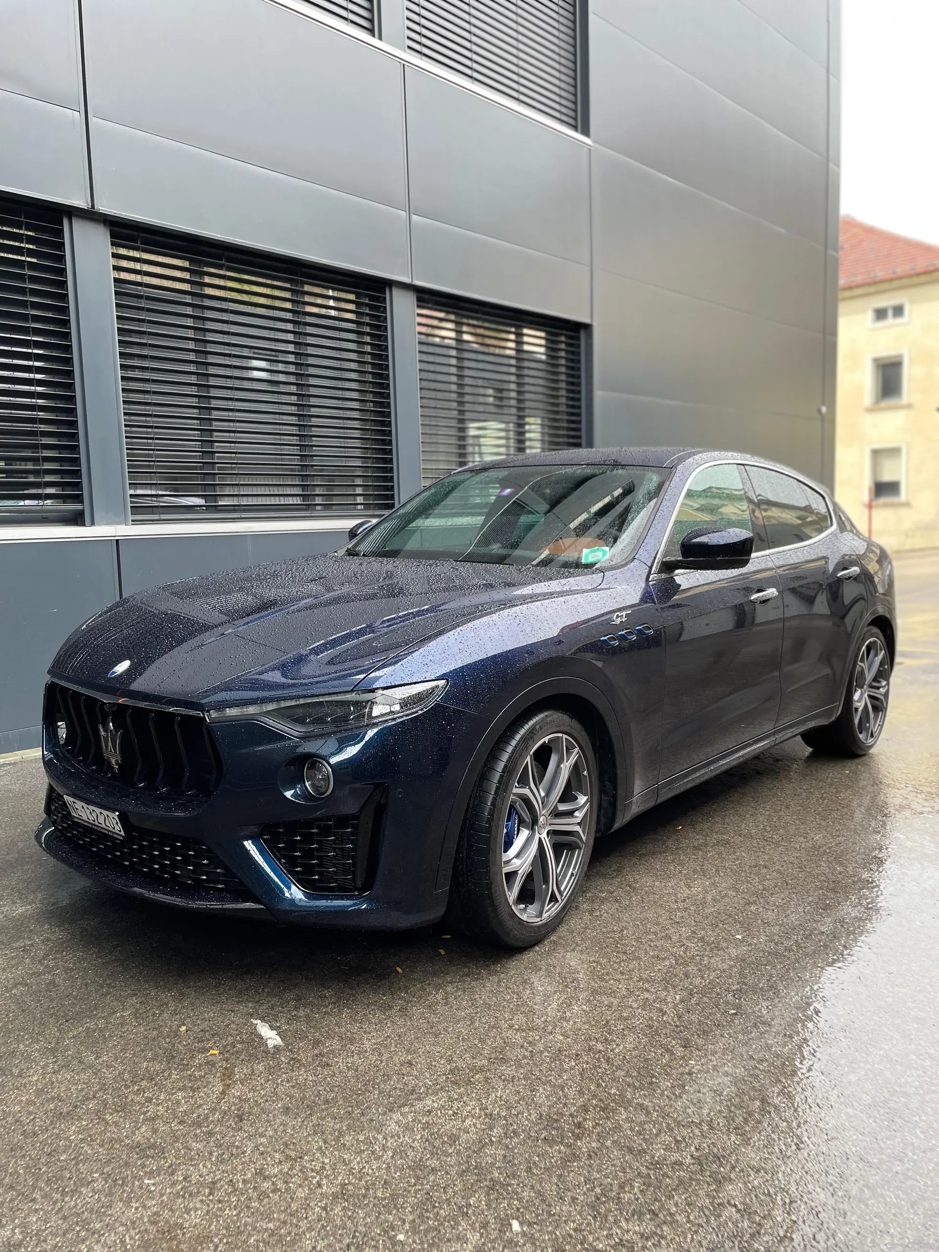 Maserati Levante 2.0 MHEV GT Hybrid — SUV premium hybride, édition limitée 1/200 — vista esterna