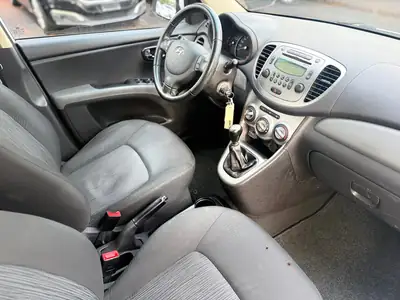 Hyundai i10 1.2 Style — Citadine économique, sans accident, état irréprochable — Miniature 7