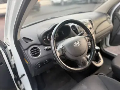 Hyundai i10 1.2 Style — Citadine économique, sans accident, état irréprochable — Miniature 10