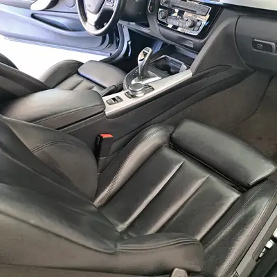 BMW 430i Cabriolet xDrive — Roadster sportif, intérieur premium noir — Miniatura 11