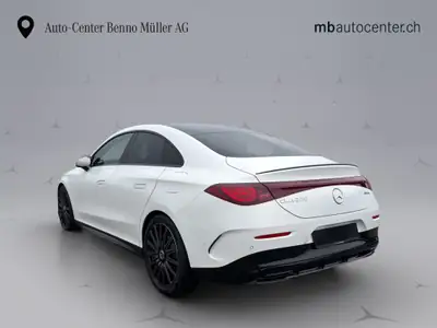 Mercedes-Benz CLA 220 AMG Line 4matic — Berline dynamique, transmission automatique, très faible kilométrage — arrière