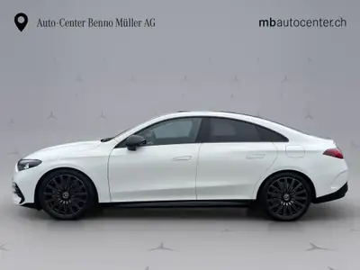 Mercedes-Benz CLA 220 AMG Line 4matic — Berline dynamique, transmission automatique, très faible kilométrage — côté