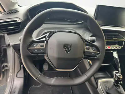 Peugeot 208 1.2 PureTech Active — Citadine moderne, état neuf et garantie constructeur — Miniature 10