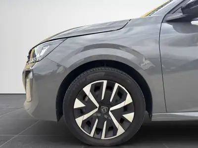 Peugeot 208 1.2 PureTech Active — Citadine moderne, état neuf et garantie constructeur — Miniature 16
