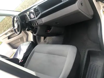 VW T6.1 2.0 TDI Entry — Utilitaire robuste, sans accident, kilométrage modéré — dettaglio