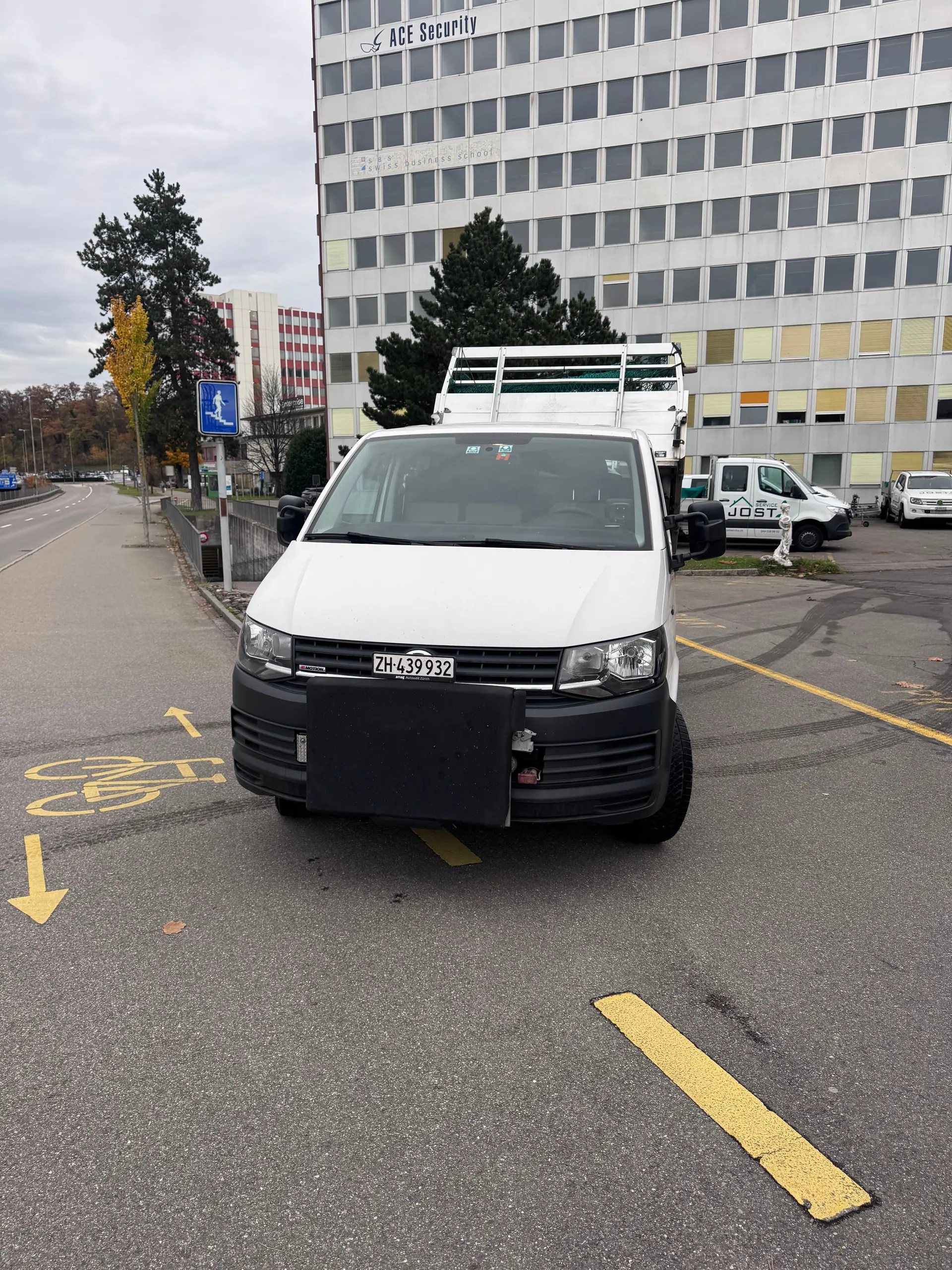 VW T6 2.0 TDI 4Motion — Utilitaire robuste, traction intégrale et 145'000 km — Außenansicht