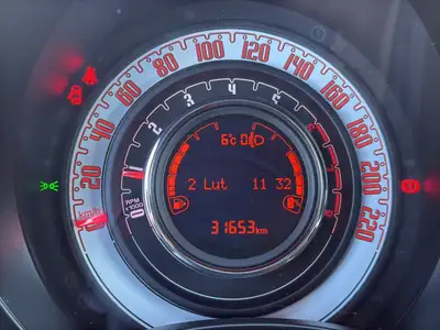 Fiat 500 1.0 MildHybrid Lounge — Citadine urbaine efficace, 31'700 km seulement — Thumbnail 11