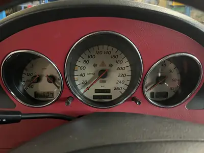 Mercedes-Benz SLK 320 — Cabriolet élégant, moteur V6 performant, bon état général — cruscotto