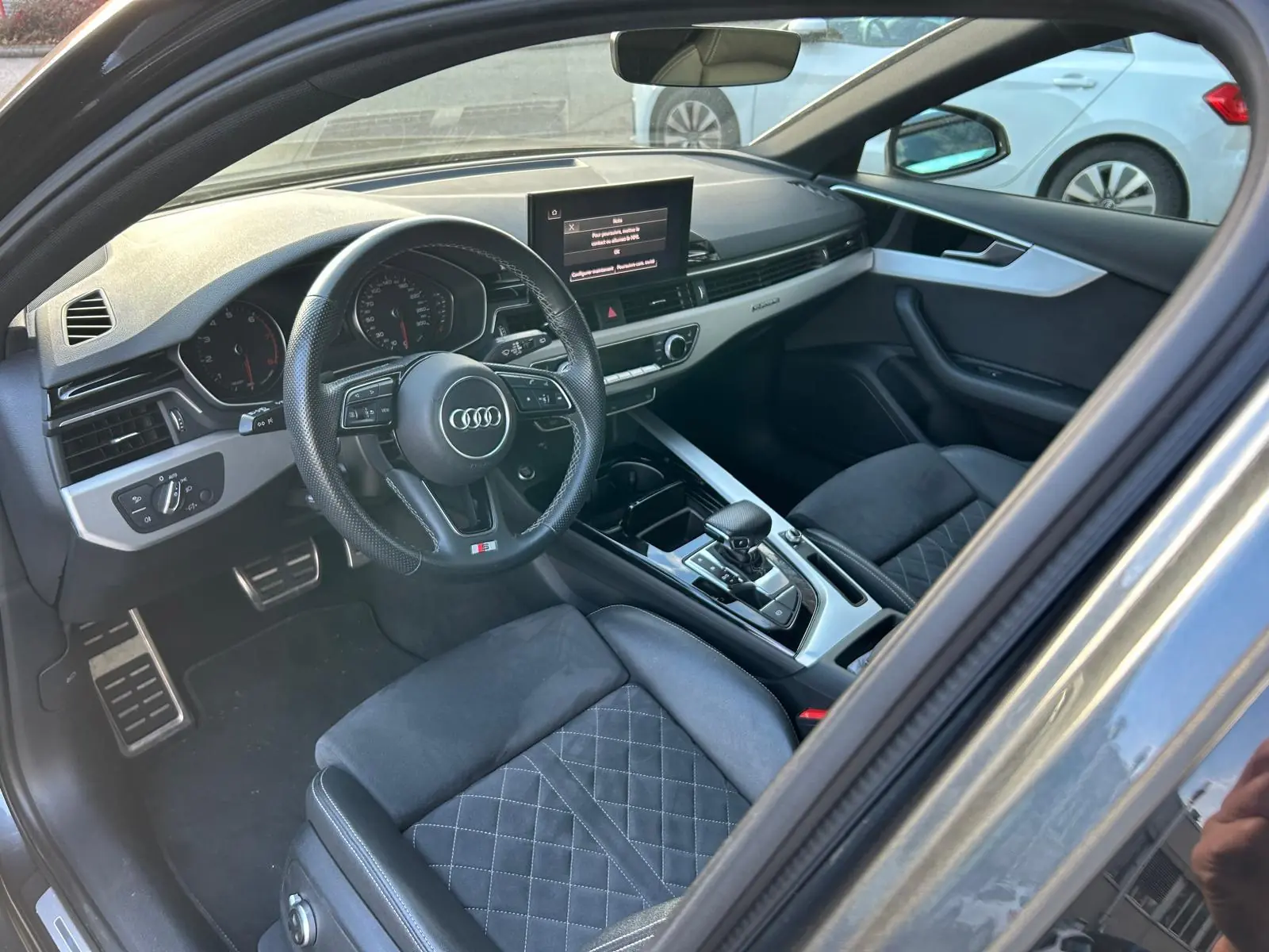 Audi A4 2022 occasion Lausanne — 2