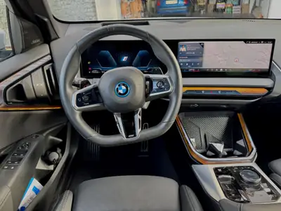 BMW X3 xDrive 30e M Sport Pro — SUV hybride rechargeable, 6000 km seulement — Innenraum
