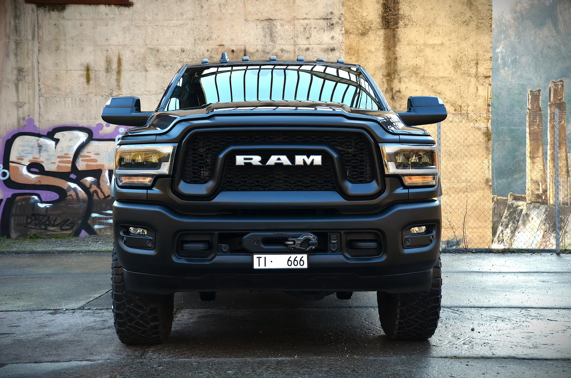 Dodge Ram 2500 Power Wagon 2023 — Pick-up musclé 4x4, kilométrage faible