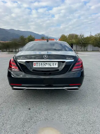 Mercedes-Benz S 350 d L 4Matic — Berline de prestige diesel, 92'000 km, sans accident — vista posteriore