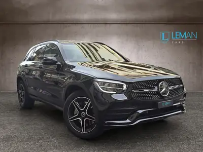 Mercedes-Benz GLC 200 AMG Line 4Matic — SUV hybride premium, 44 500 km, sans sinistre — intérieur