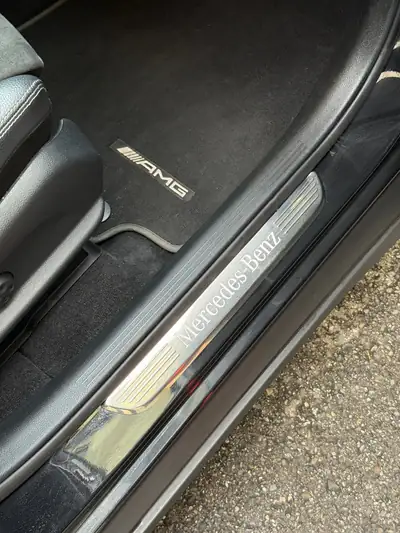 Mercedes-Benz GLC 200 AMG Line 4Matic — SUV hybride premium, 44 500 km, sans sinistre — Miniature 10