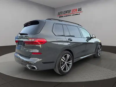 BMW X7 xDrive 48V 40d — SUV 7 places premium, motorisation hybride diesel performante — detail