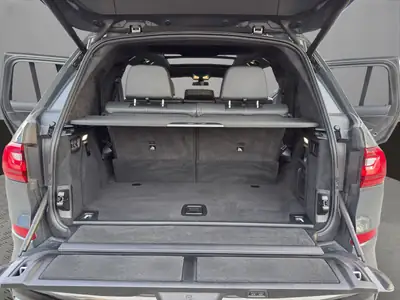 BMW X7 xDrive 48V 40d — SUV 7 places premium, motorisation hybride diesel performante — Thumbnail 18