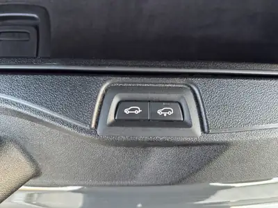 BMW X7 xDrive 48V 40d — SUV 7 places premium, motorisation hybride diesel performante — Thumbnail 20