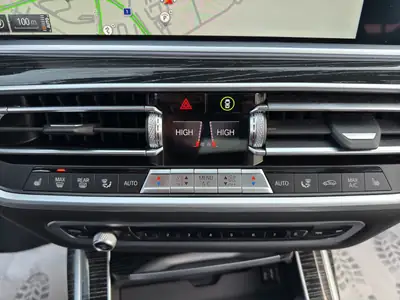 BMW X7 xDrive 48V 40d — SUV 7 places premium, motorisation hybride diesel performante — Thumbnail 22