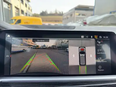 BMW X7 xDrive 48V 40d — SUV 7 places premium, motorisation hybride diesel performante — Thumbnail 27