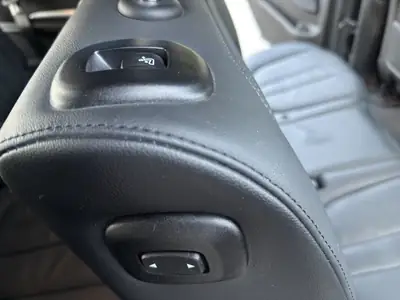 BMW X7 xDrive 48V 40d — SUV 7 places premium, motorisation hybride diesel performante — Thumbnail 32