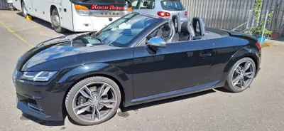 Audi TT S Roadster 2015 — Cabriolet sportif 310 ch, très faible kilométrage — fianco