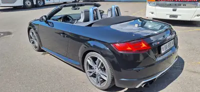 Audi TT S Roadster 2015 — Cabriolet sportif 310 ch, très faible kilométrage — interni