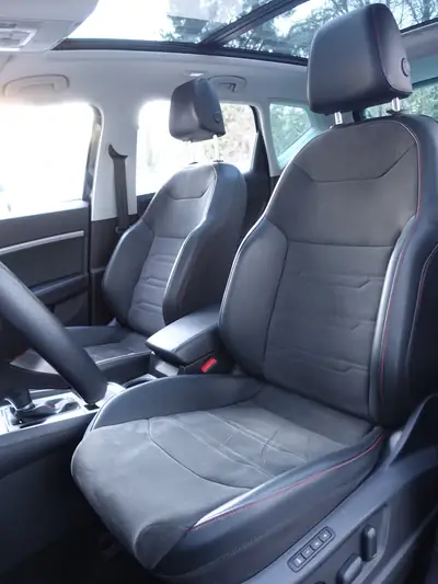 SEAT Ateca 2.0 TSI 190 ch 4Drive — SUV robuste, première main, toit panoramique — Thumbnail 9