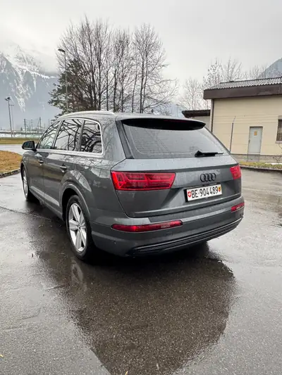 Audi Q7 e-tron 3.0 TDI Quattro — SUV hybride rechargeable, 110'000 km, sans sinistre — fianco