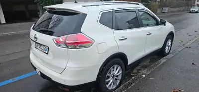Nissan X-Trail 2.0 dCi N-Vision — SUV 4x4 spacieux, motorisation diesel efficace — côté