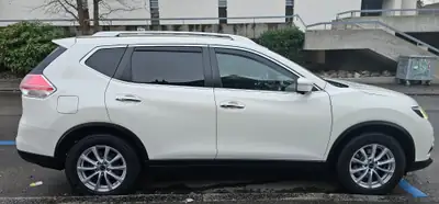 Nissan X-Trail 2.0 dCi N-Vision — SUV 4x4 spacieux, motorisation diesel efficace — tableau de bord
