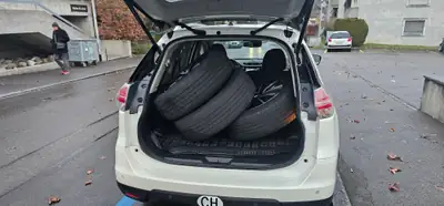 Nissan X-Trail 2.0 dCi N-Vision — SUV 4x4 spacieux, motorisation diesel efficace — Miniature 8