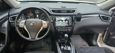 Nissan X-Trail 2.0 dCi N-Vision — SUV 4x4 spacieux, motorisation diesel efficace — Miniature 12