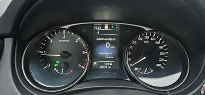 Nissan X-Trail 2.0 dCi N-Vision — SUV 4x4 spacieux, motorisation diesel efficace — Miniature 13