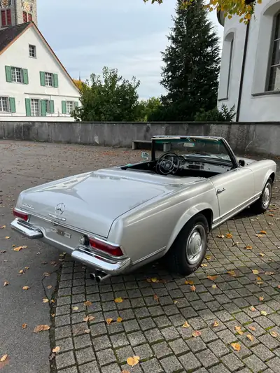 Mercedes-Benz SL 250 1967 — Cabriolet mythique, 107'711 km, histoire certifiée — Miniatur 12