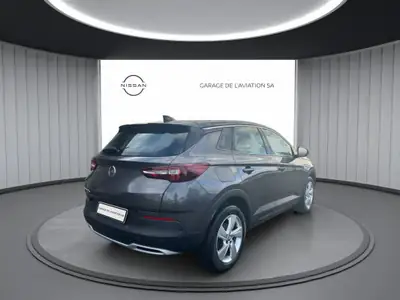 Opel Grandland X Hybrid Excel — SUV hybride rechargeable, 69'000 km seulement — Innenraum