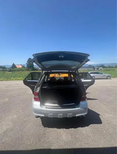 Mercedes-Benz ML 63 AMG — SUV haute performance, 510 ch et seulement 105'000 km — Innenraum