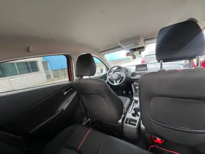 Mazda 2 1.5i Skyactiv-G Revolution — Citadine dynamique, essence efficace et fiable — dettaglio