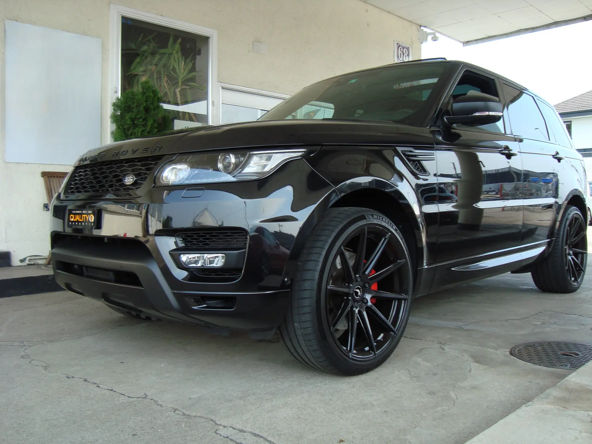 Range Rover Sport 3.0 V6 S/C HSE Dynamic — SUV premium 340 ch, révisé en concession — vista esterna