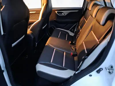 JAC e-JS1 31kWh — Citadine électrique compacte, 6 400 km seulement — Detail