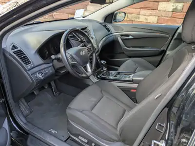 Hyundai i40 Wagon 1.7 CRDI — Monospace diesel fiable, 149 000 km, sans sinistre — Innenraum