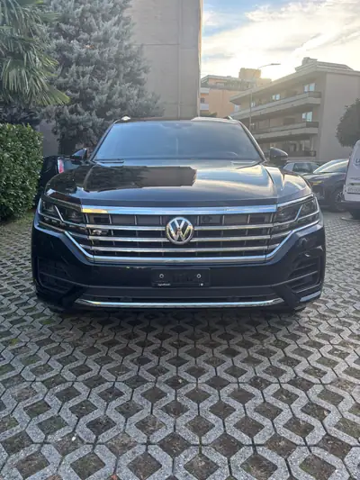VW Touareg 3.0 TDI R Line — SUV premium diesel 286 ch, seulement 80 000 km — détail