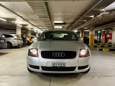 Audi TT Coupé 1.8 T — Sport compact iconique, entretien récent AMAG — Seitenansicht