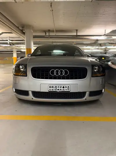 Audi TT Coupé 1.8 T — Sport compact iconique, entretien récent AMAG — Armaturenbrett
