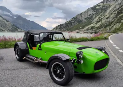 Caterham Seven 485 SV — Légendaire roadster britannique, 240 ch et châssis élargi — vue extérieure